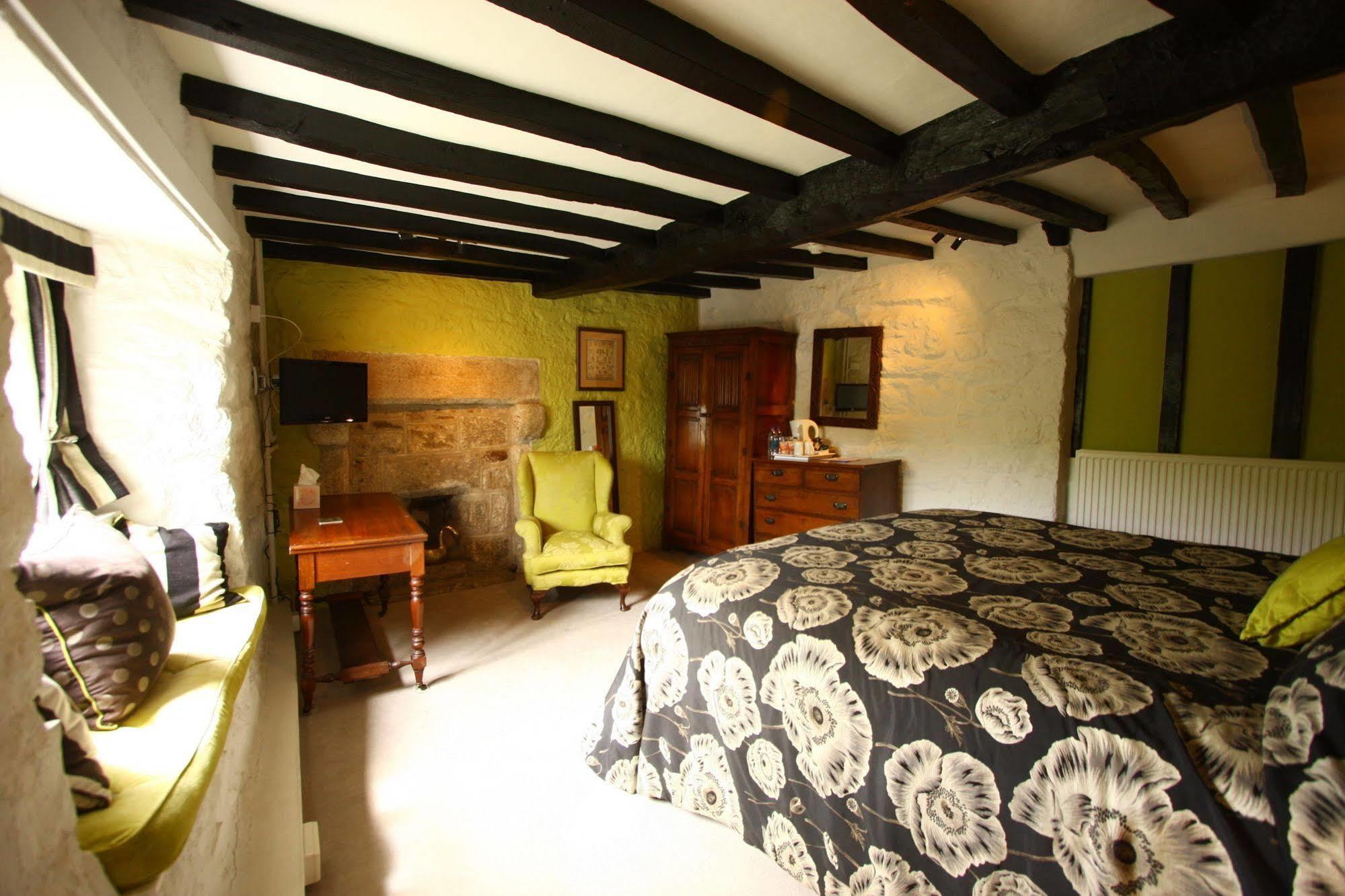 The Oxenham Arms Hotel Devon South Zeal Εξωτερικό φωτογραφία